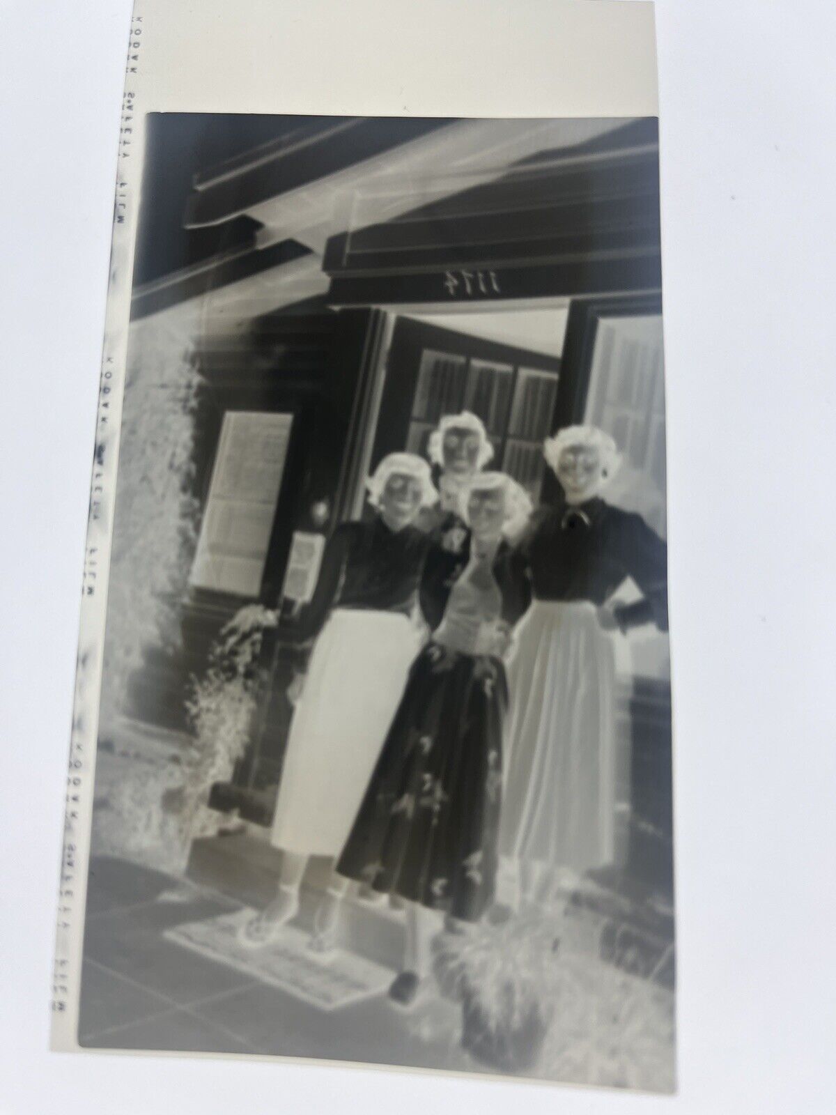 5279685