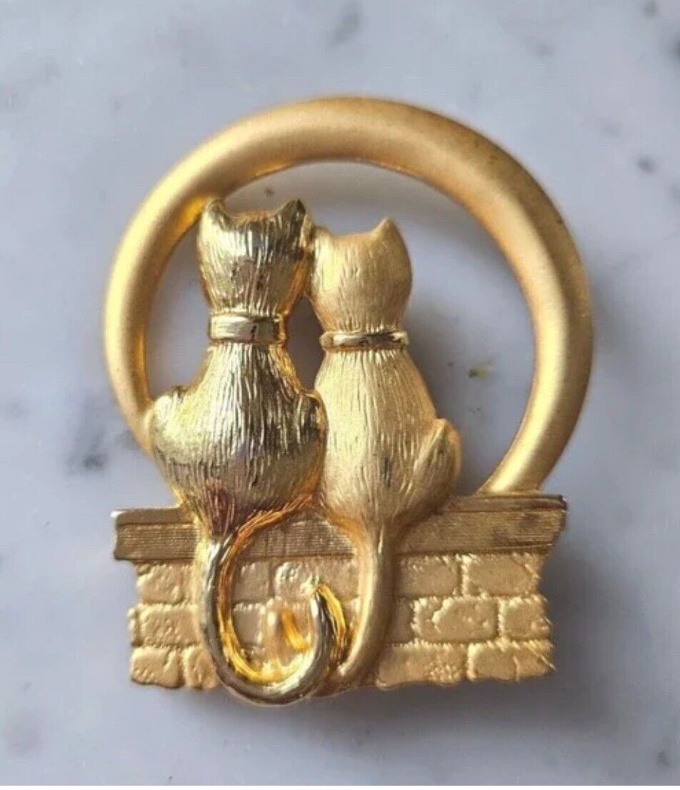 5278673