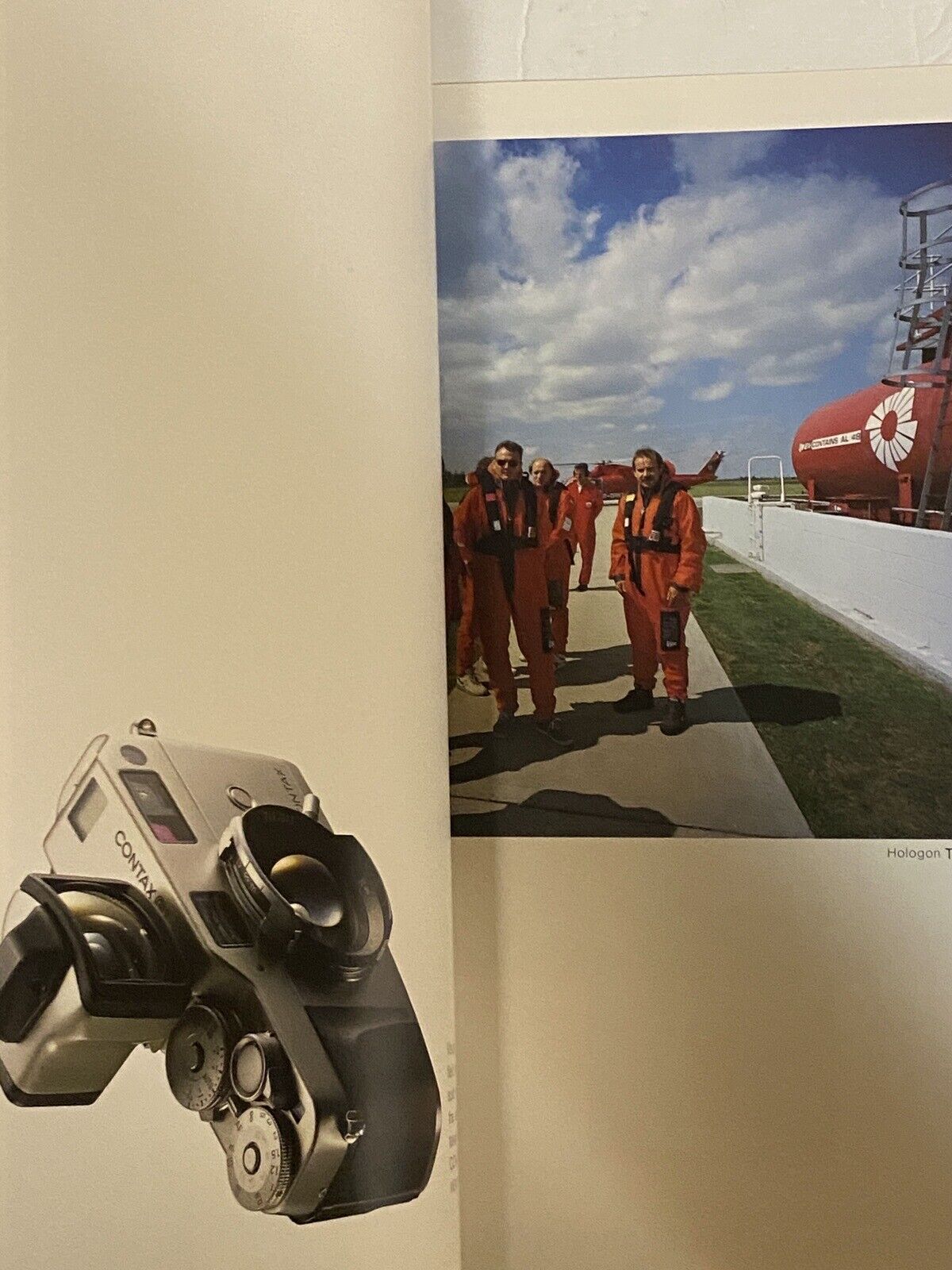 5279561